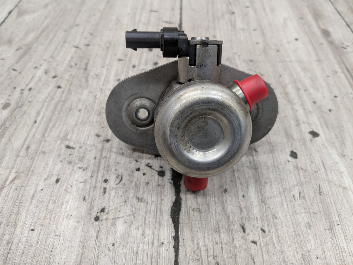 16-20 OEM BMW G11 G12 750 G30 M550 Engine N63R HPFP High Pressure Fuel Pump 1-4