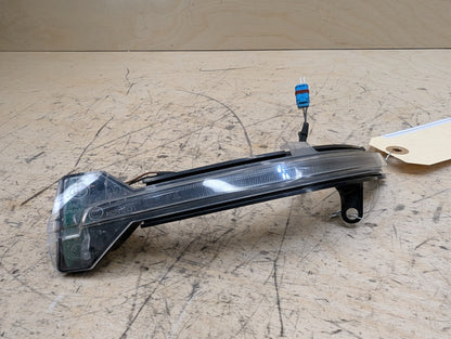 2010-2017 BMW 535i GT xDrive F07 Front Left Driver Turn Signal Light Indicator 7308535 OEM