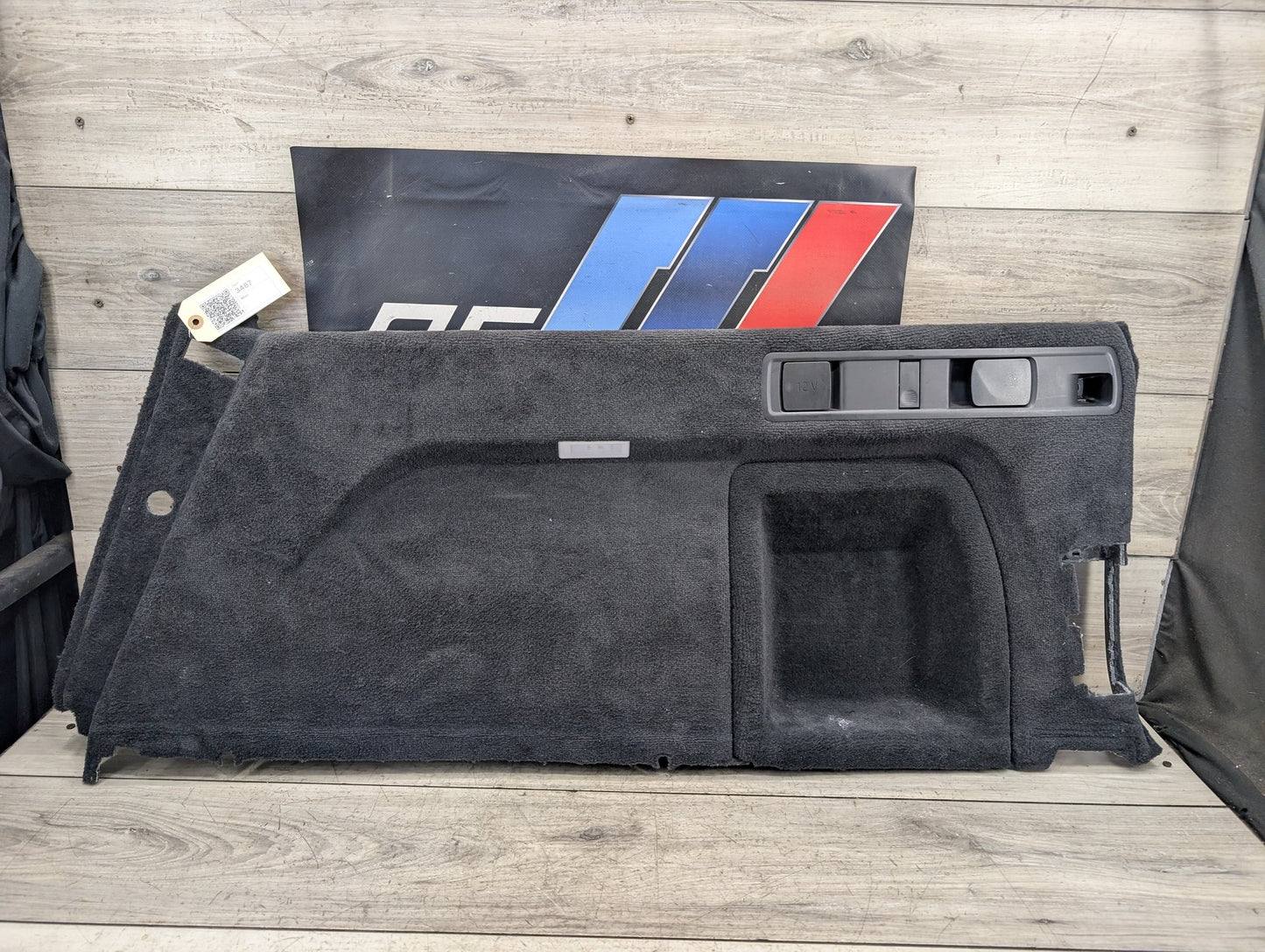 2019-2023 BMW X5 G05 REAR TRUNK RIGHT SIDE QUARTER LOWER TRIM PANEL OEM 5A0B5C8