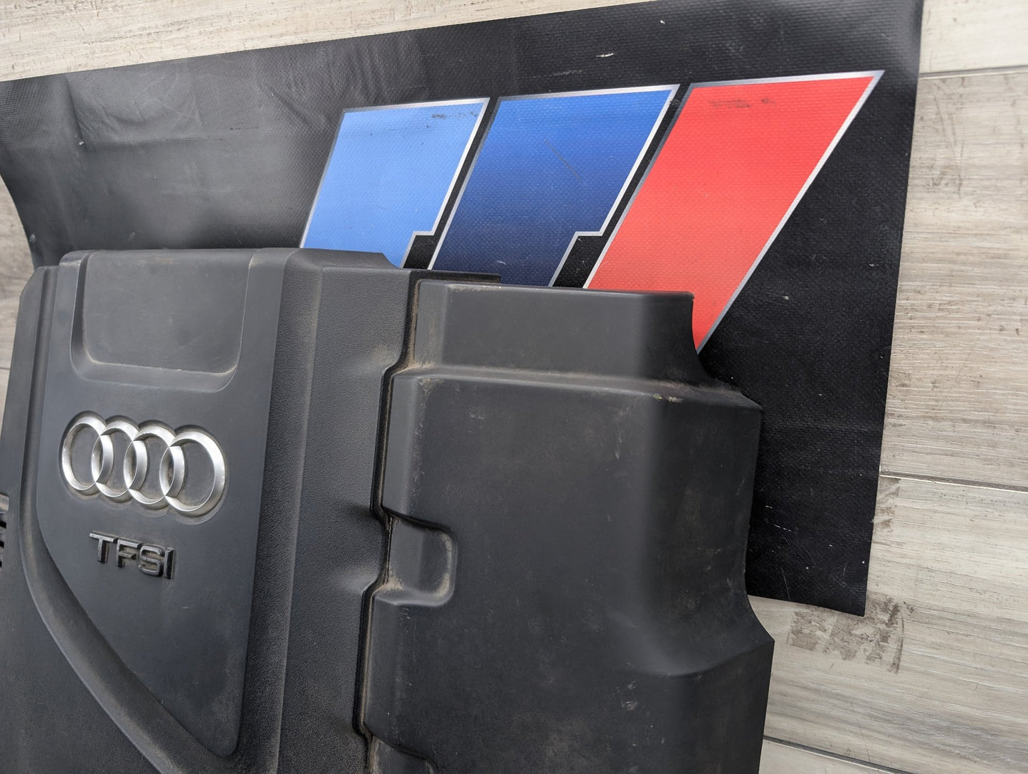 2009 - 2017 Audi Q5 8R Engine Cover 06J103925BR EA888