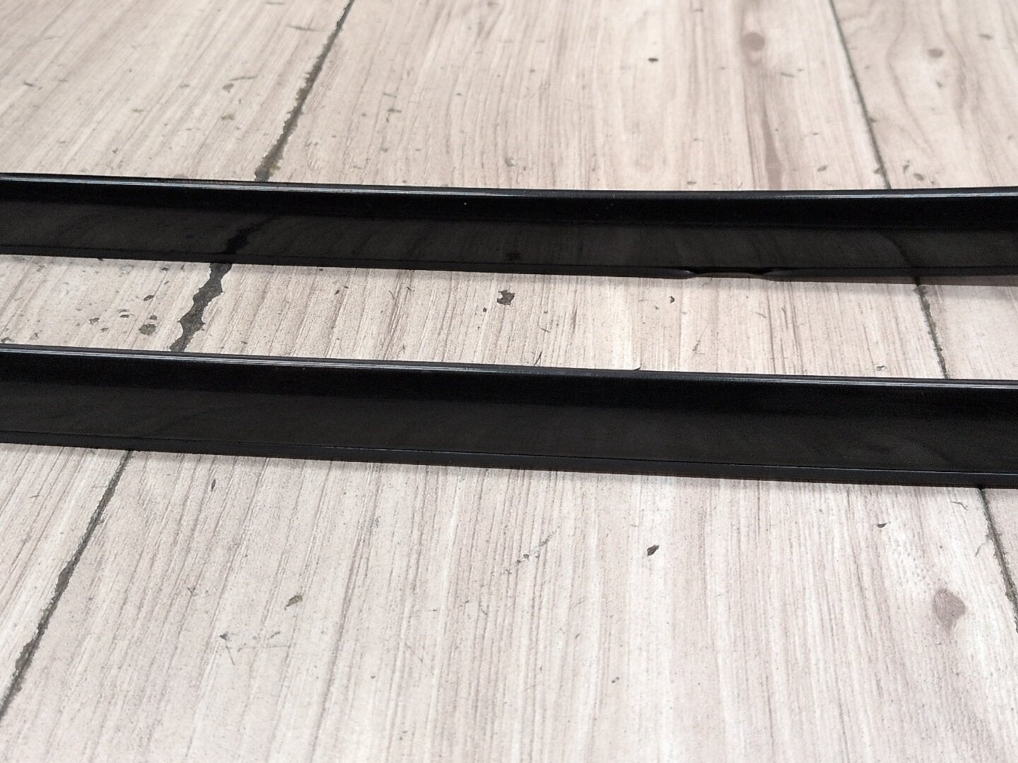 2007-2013 BMW X5 E70 Front Left Right Side Windshield Drip Trim Molding SET 7250395