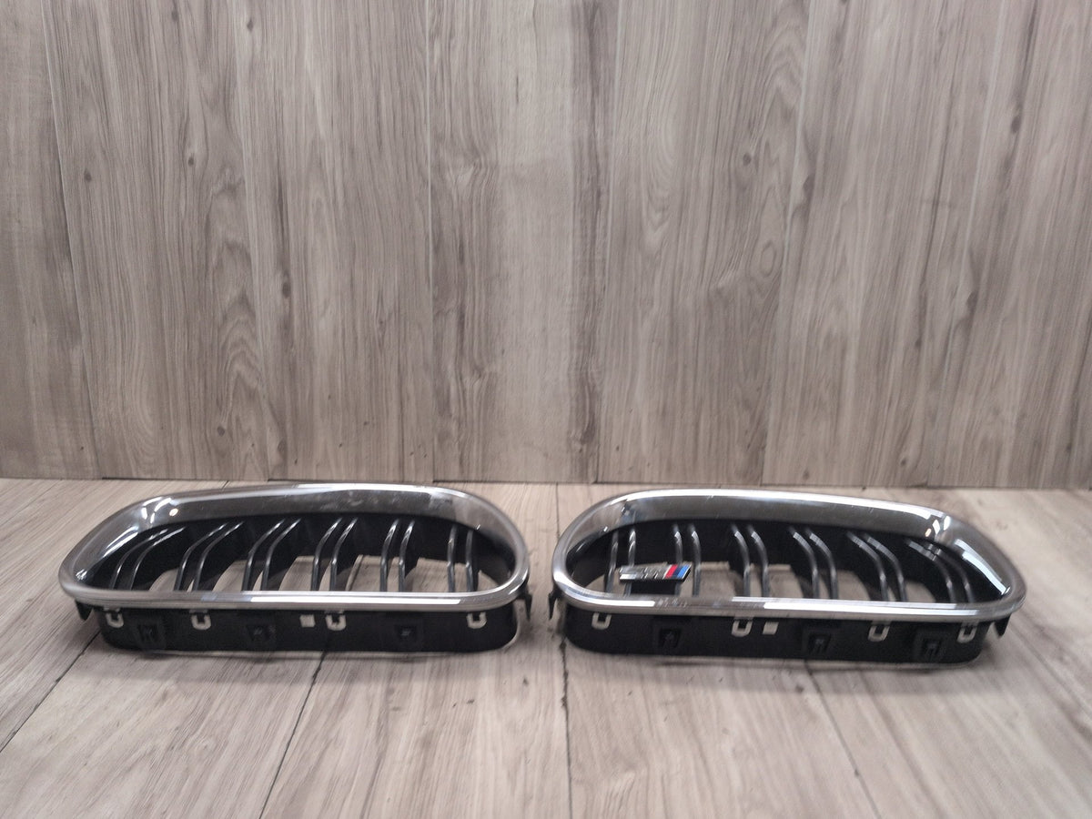 2011-2016 BMW M5 F10 Front Left Right Upper Bumper Grilles SET 8057228 OEM