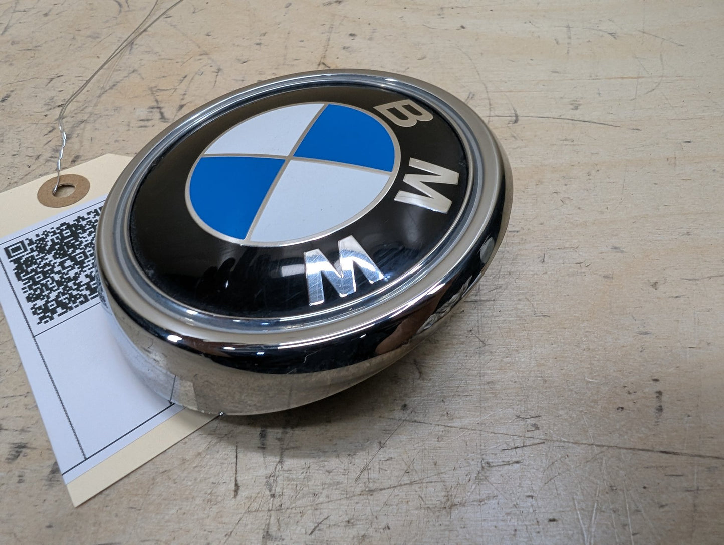 11-17 OEM BMW F25 X3 Rear Liftgate Trunk Lid Round Emblem Genuine