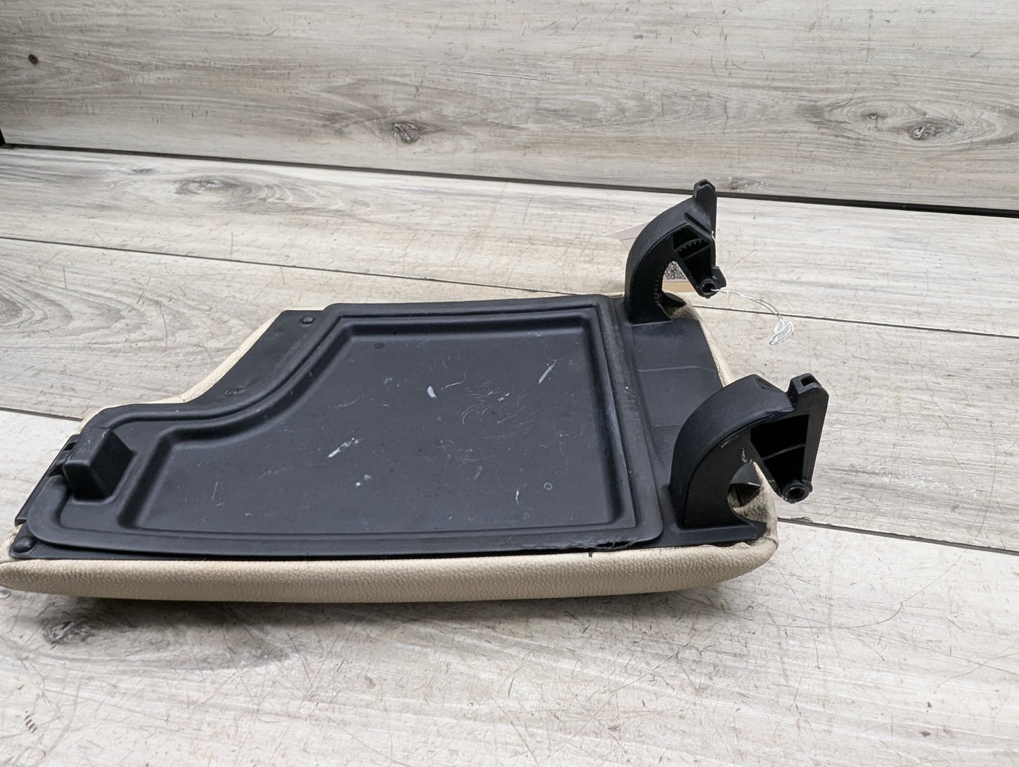 2007-2013 BMW 328i E93 Center Console Armrest Arm Rest 6951565