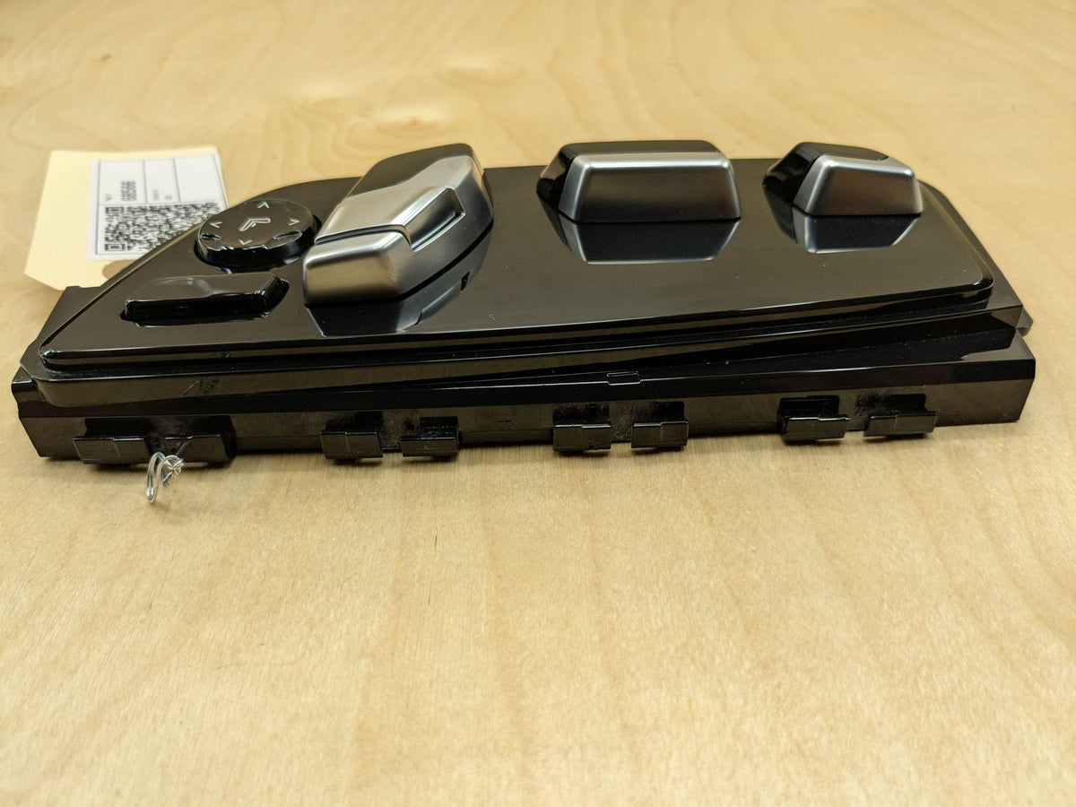 OEM BMW F90 G11 G12 G30 G32 M5 Front Left Driver Seat Adjustment Control Switch