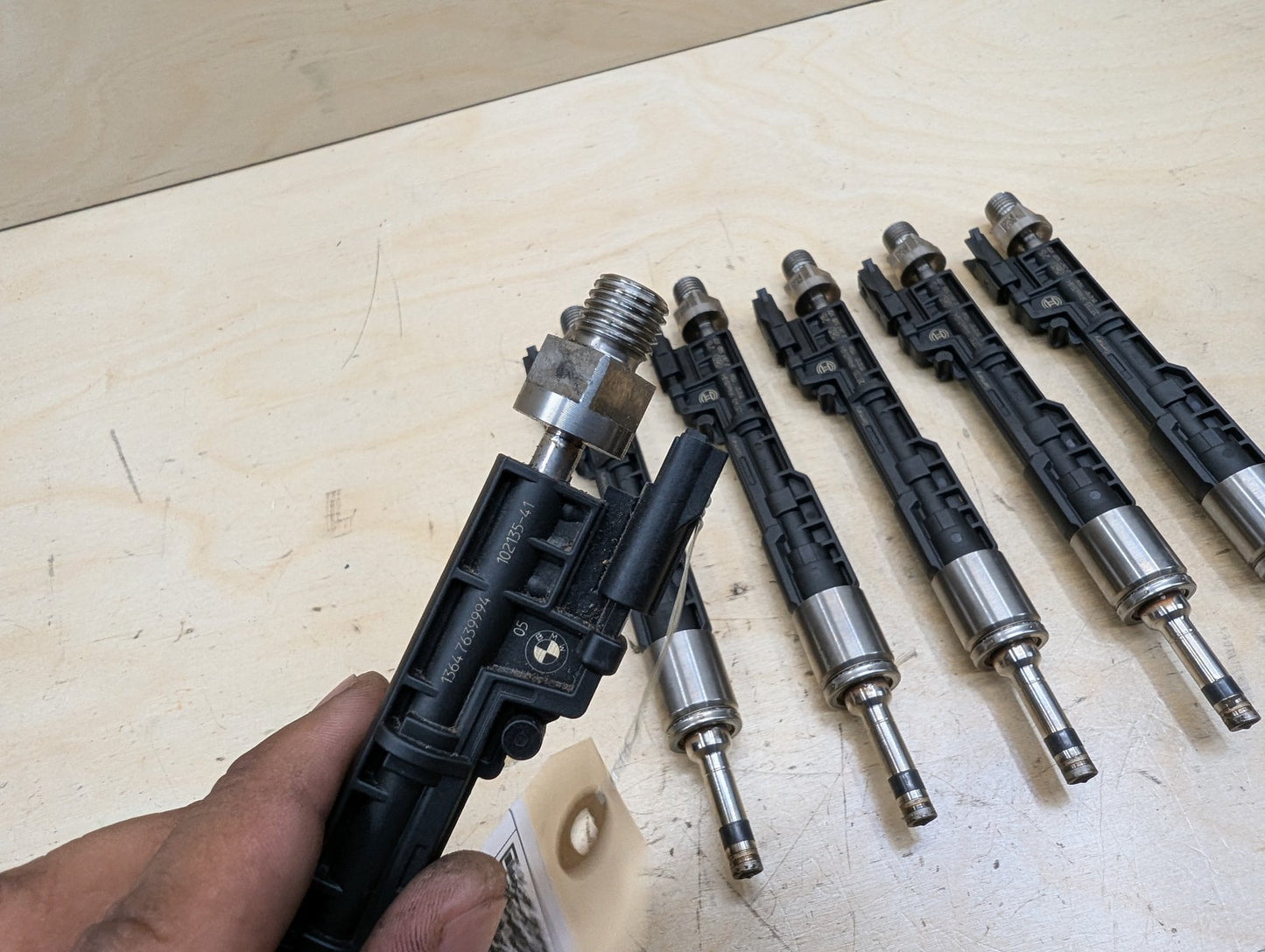 2015-2019 BMW X6 F16 Engine Motor Fuel Injector SET 7639994