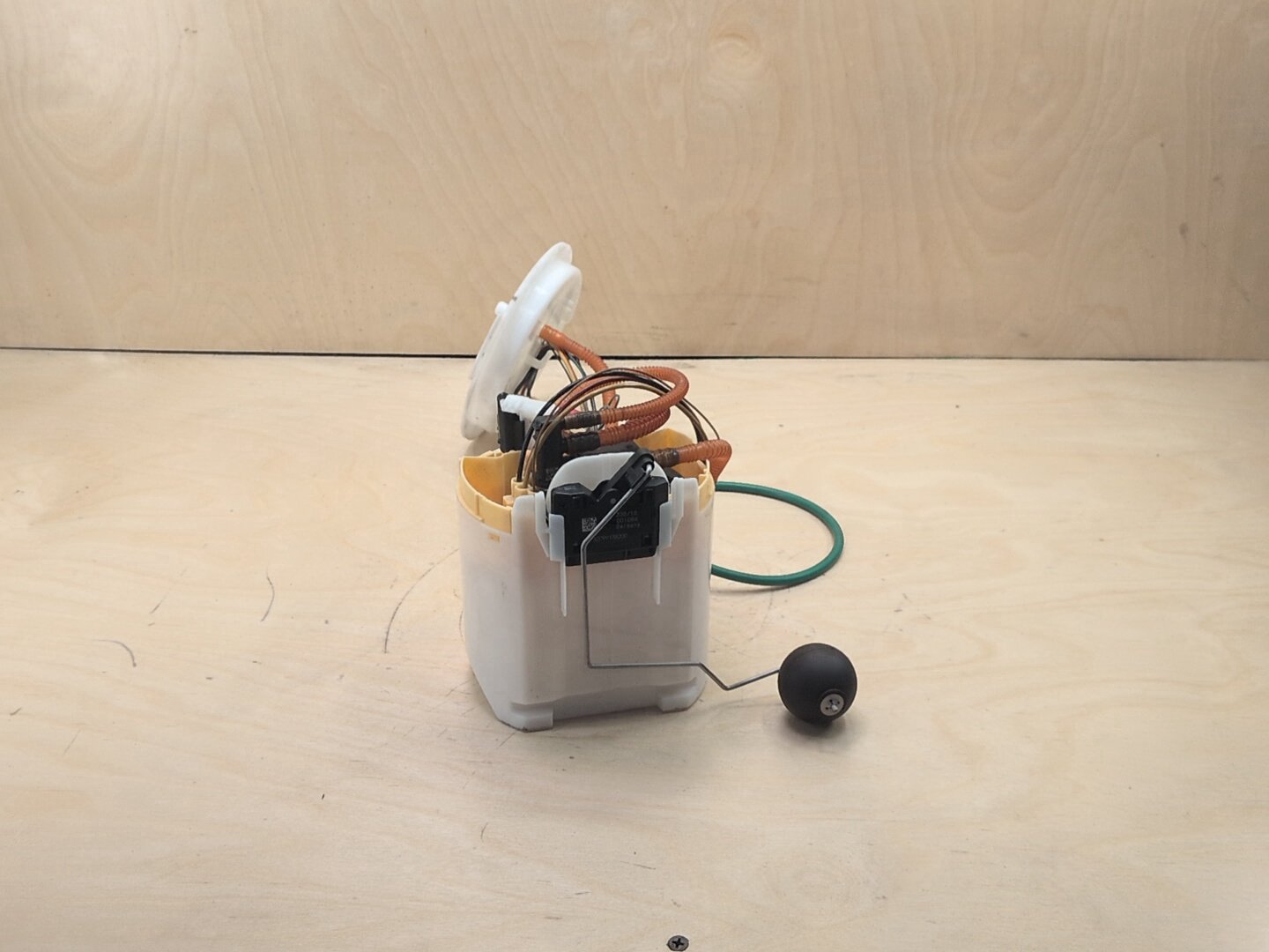 18-24 OEM BMW G01 G02 X3 X4 30i 30iX M40iX B46 B58 Sending Gas Tank Fuel Pump