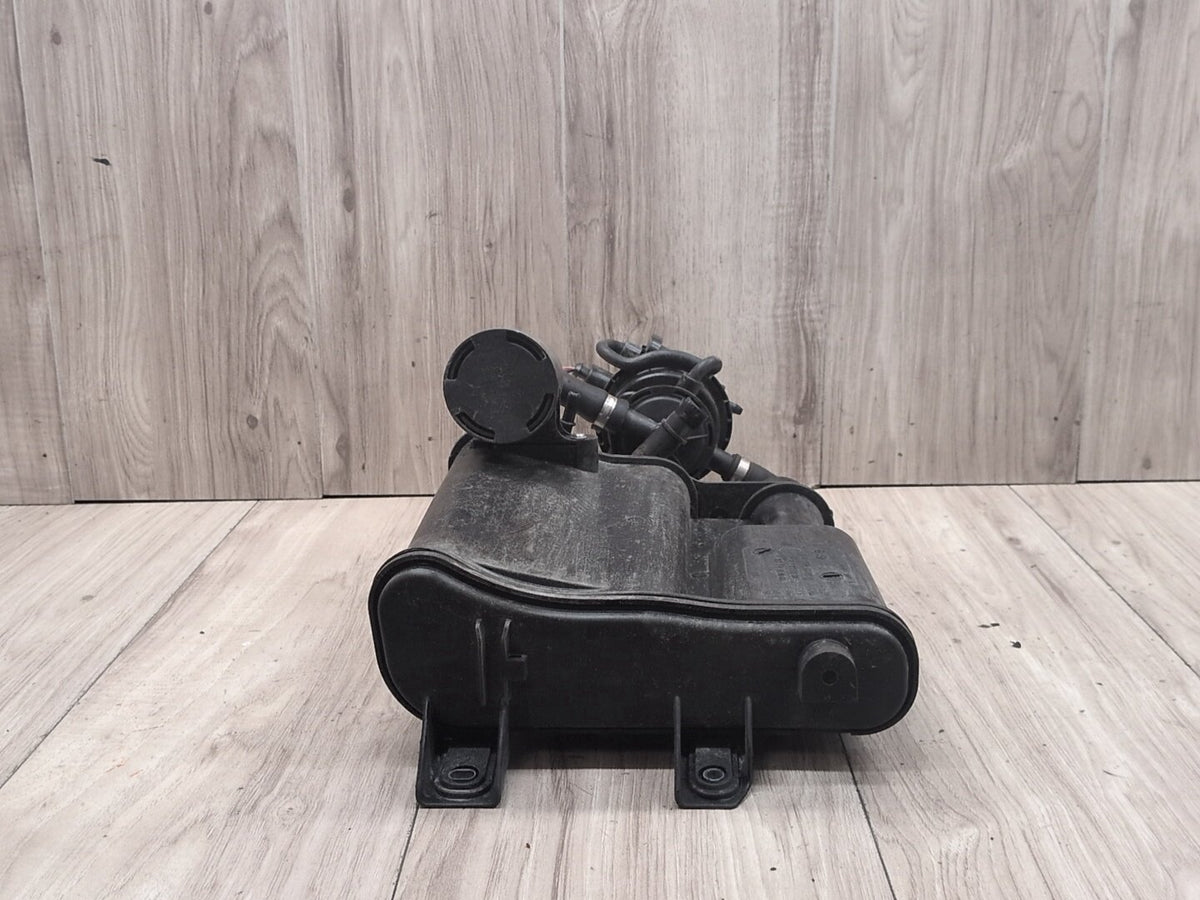 2015-2018 Audi Q3 8U Fuel Vapor Charcoal Canister 3C0201797D OEM