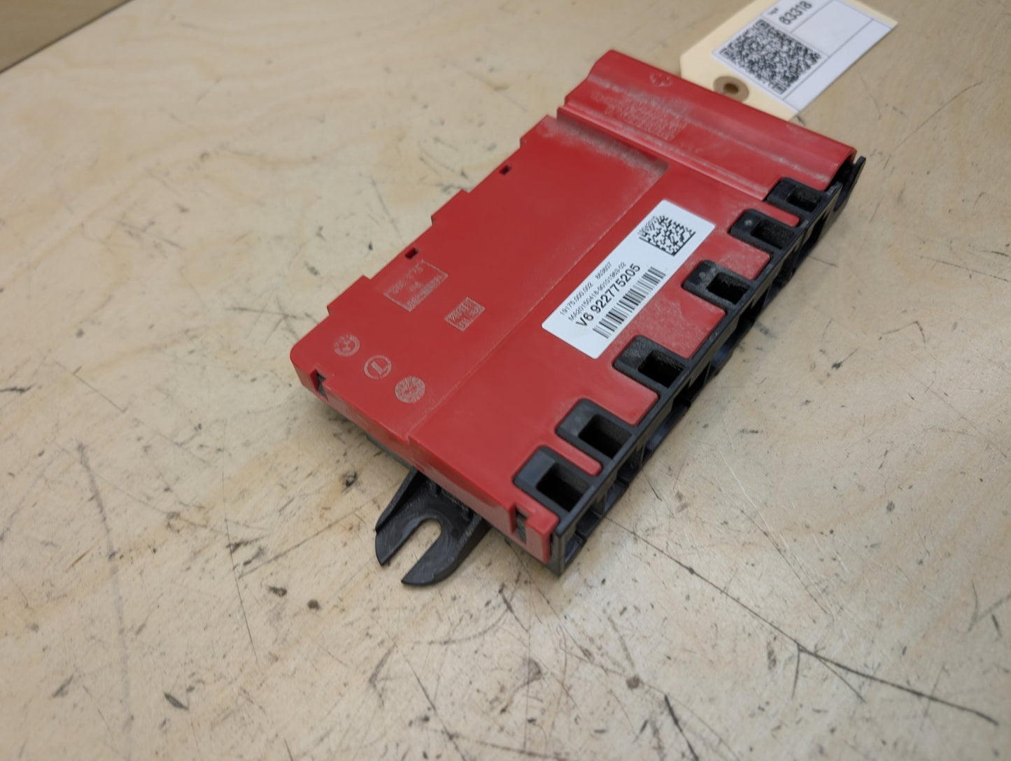 OEM BMW F22 F30 F32 F36 F80 F82 Positive Battery Distributor B+ Power Fuse Box