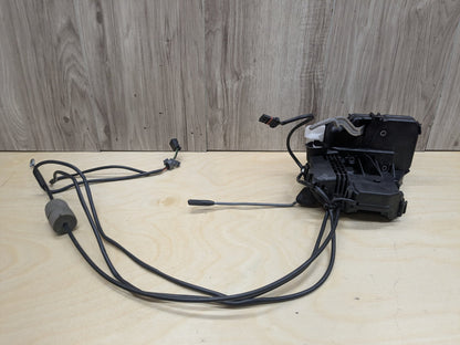 2009-2011 Mercedes-Benz SLK-Class R171 Front Left Door Latch A1717202535 OEM