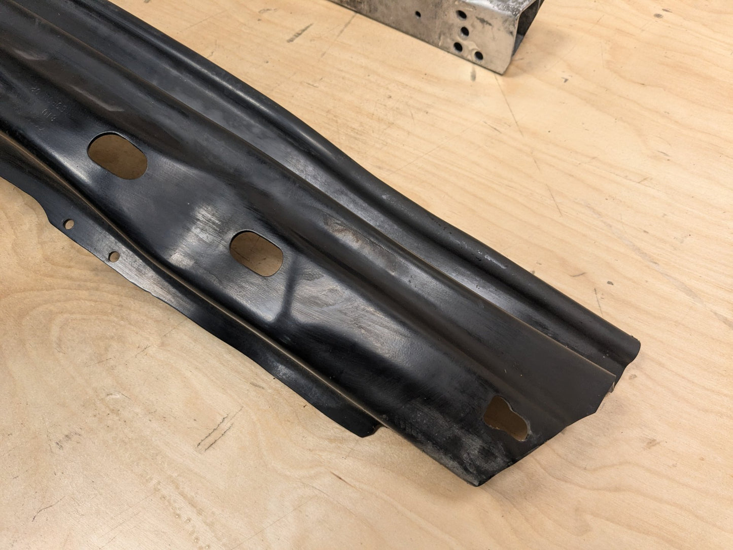 2010-2016 Audi S4 B8 Rear Bumper Reinforcement Rebar Bar 8K0807332A OEM