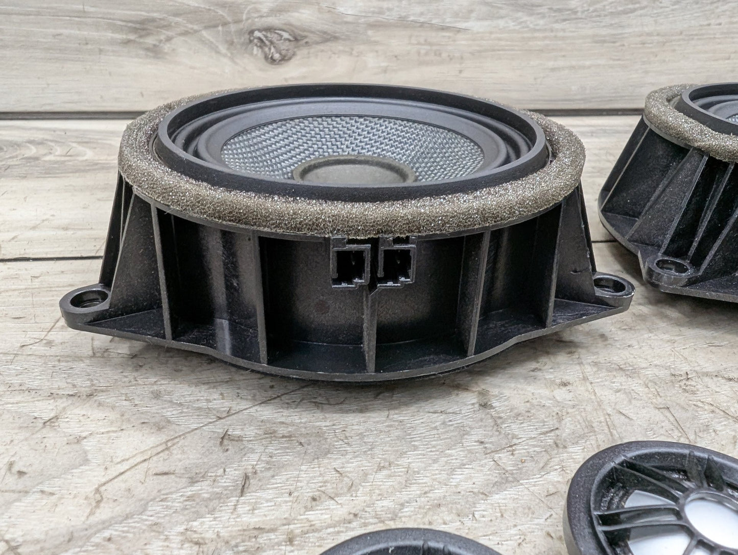 14-19 OEM BMW F15 F16 F85 F86 X5 X6 Stereo Audio Speaker Top Harman Kardon