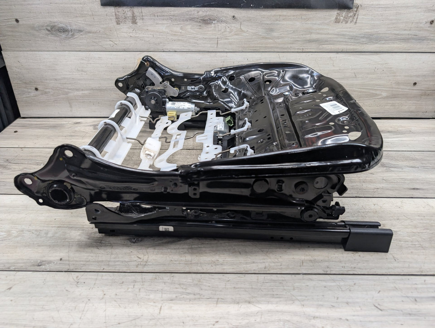 2018 - 2024 BMW X3 G01 Front Left Driver Seat Lower Track Frame Assembly 7414609 B46B20O1