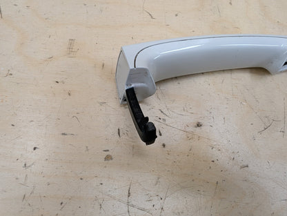 OEM BMW F23 F30 F32 F80 F82 M3 Right Passenger Door Handle COMFORT ACCESS White