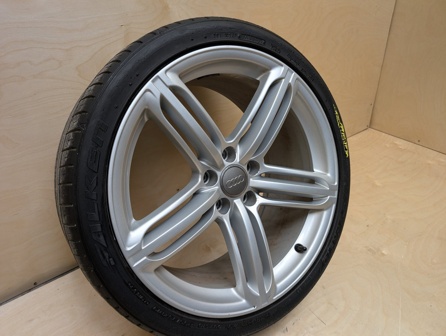 2008 - 2017 Audi S5 8T Wheel Rim 8T0601025T