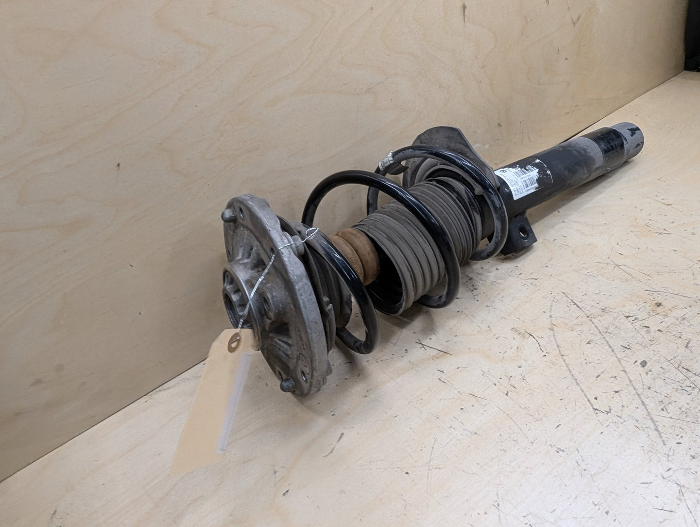 2012-2018 BMW 320i F30 - Front Left or Right Spring Strut Shock Absorber PN: 6791579