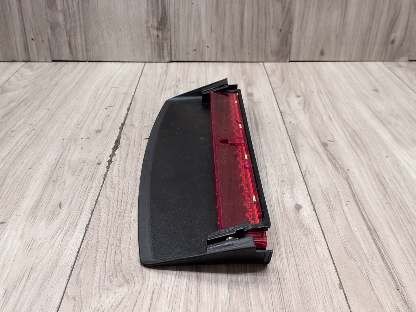2008 - 2017 Audi S5 8T Upper Liftgate Trunk Lid 3rd Brake Light 8T0945097