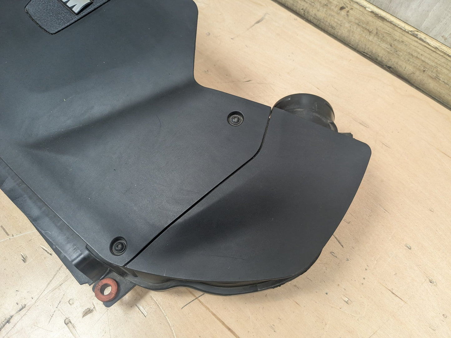14-19 OEM BMW X5M F85 X6M F86 Engine S63R Intake Filter Assembly Air Box