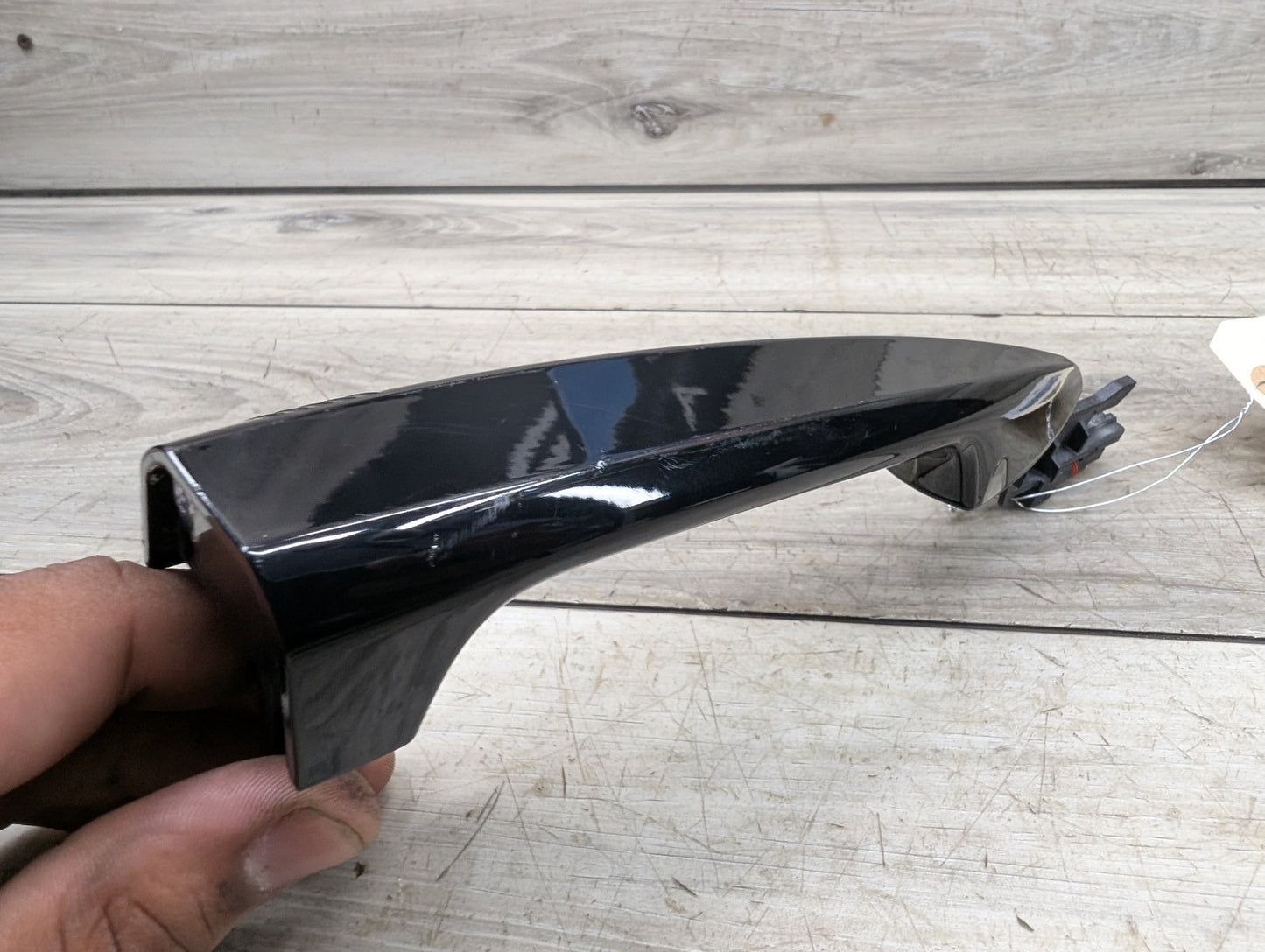 2014 - 2018 BMW X5 F15 Front or Rear Right Passenger Exterior Door Handle w/ Comfort Access 7422108 N63B