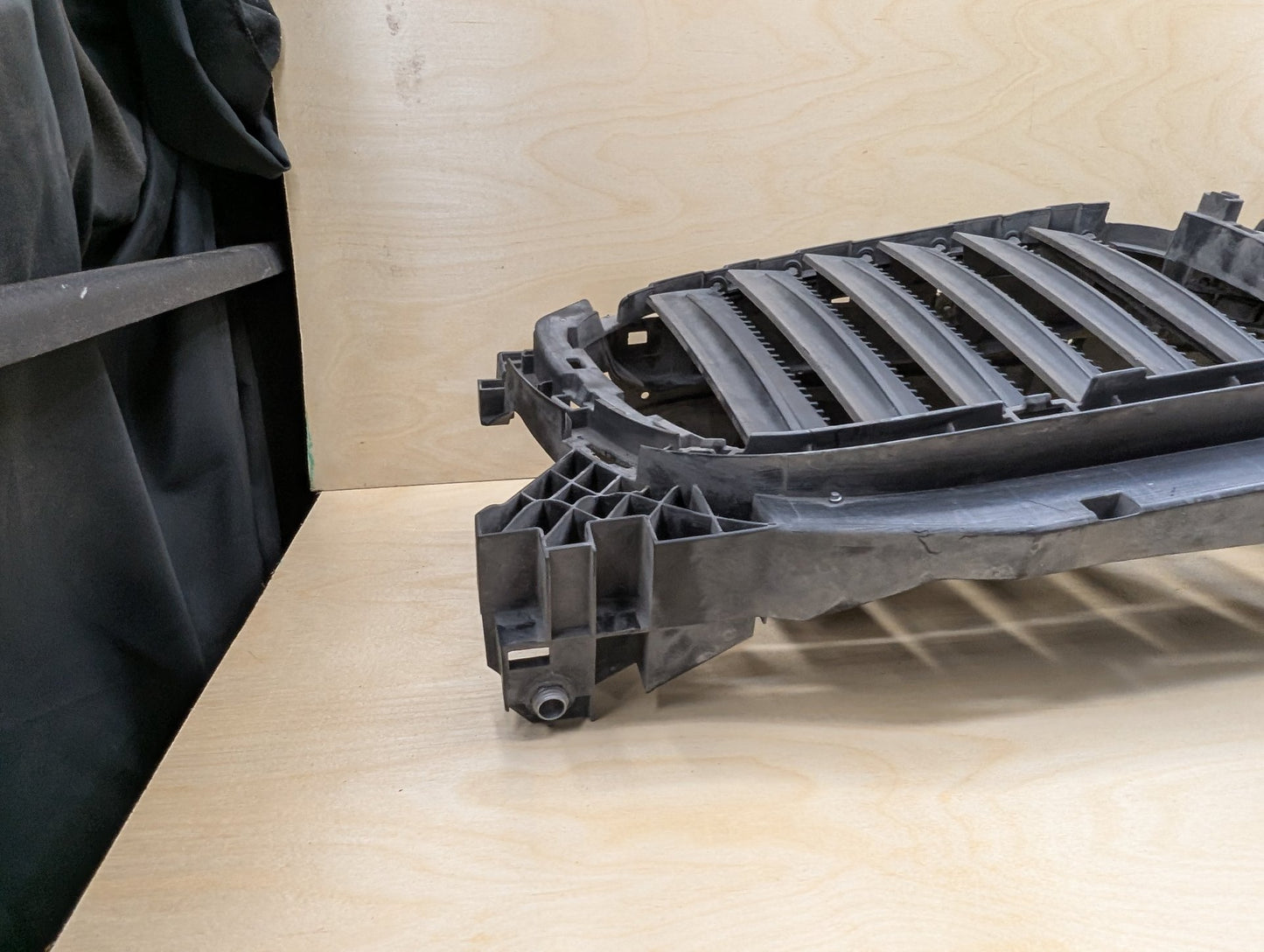 18-21 OEM BMW G01 G02 X3 X4 Front Upper Kidney Grille Air Flap Intake Shutter