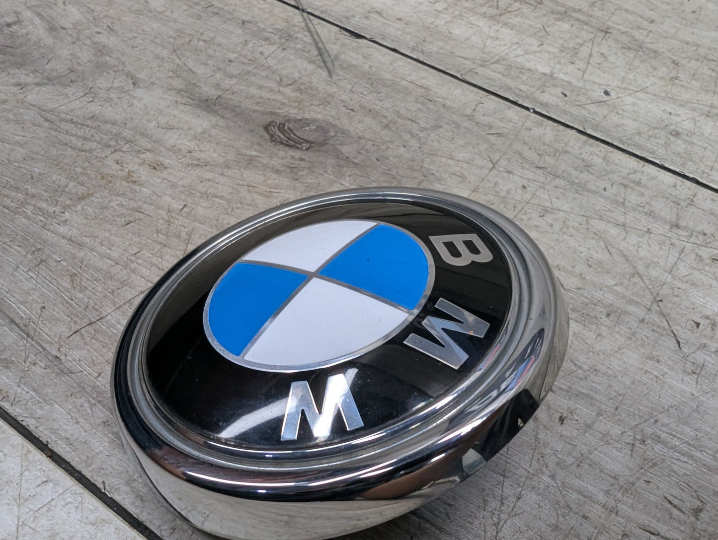 2007-2013 BMW X5 E70 Trunk Emblem Badge Symbol Logo 7157696