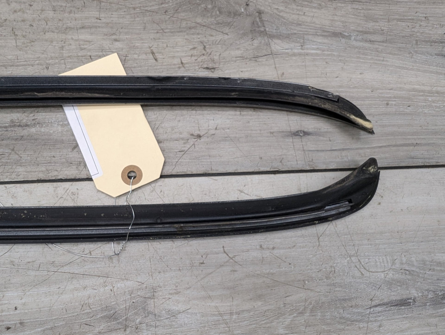 2007-2013 BMW X5 E70 Front Left Right Side Windshield Drip Trim Molding SET 7250395
