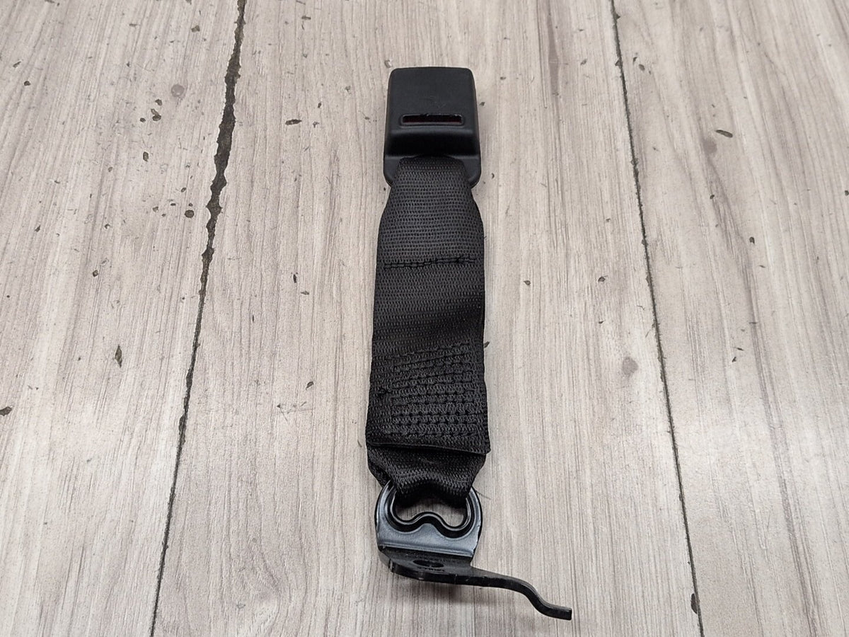17-23 OEM BMW G30 530 F90 M5 Sedan Rear Left 2nd Row Center Seat Belt Buckle
