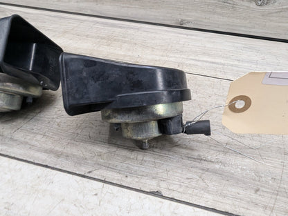 2007-2013 BMW 328i E93 Alarm Horns SET 7159421