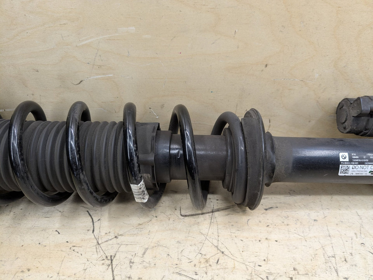 17-23 OEM BMW G30 M550 Rear Right Passenger Side Spring Strut Shock Absorber VDC