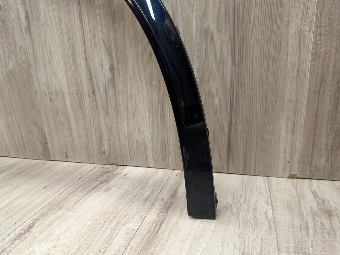 2015-2018 BMW X5 F85 Rear Right Passenger Fender Flare Arch Trim Molding 7326054