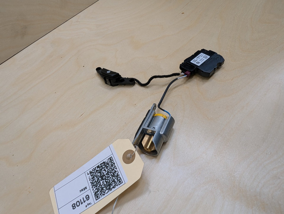 2018-2024 BMW X3 G01 Steering Wheel Heater Switch 6886924 OEM
