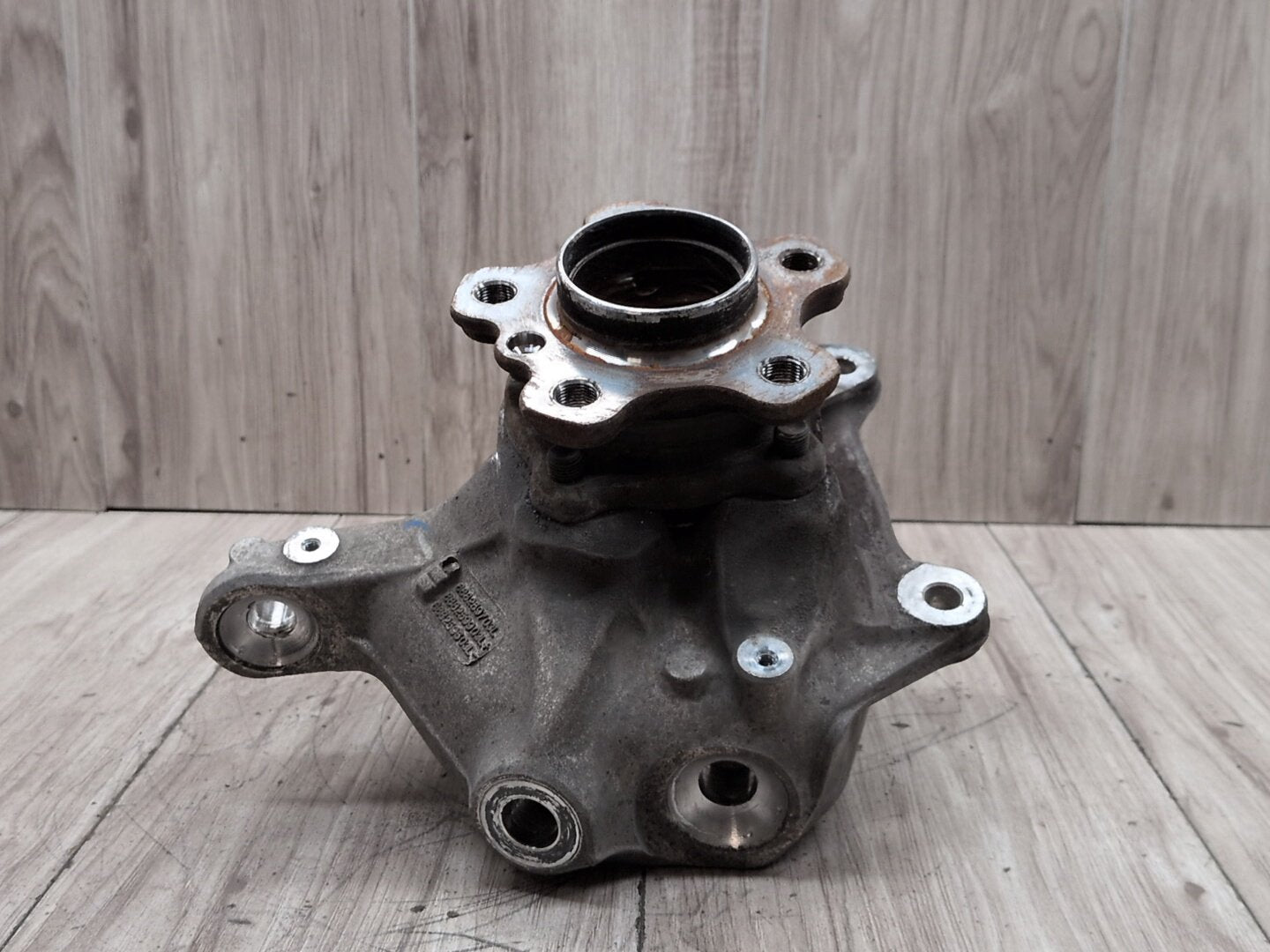 2018-2021 BMW X3 G01 Front Left Driver Spindle Knuckle w/ Bearing 6882597