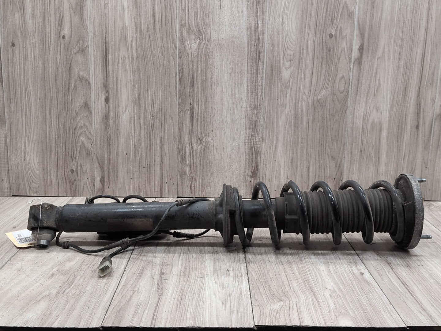 17-23 OEM BMW G30 M550 Rear Left Driver Side Spring Strut Shock Absorber VDC