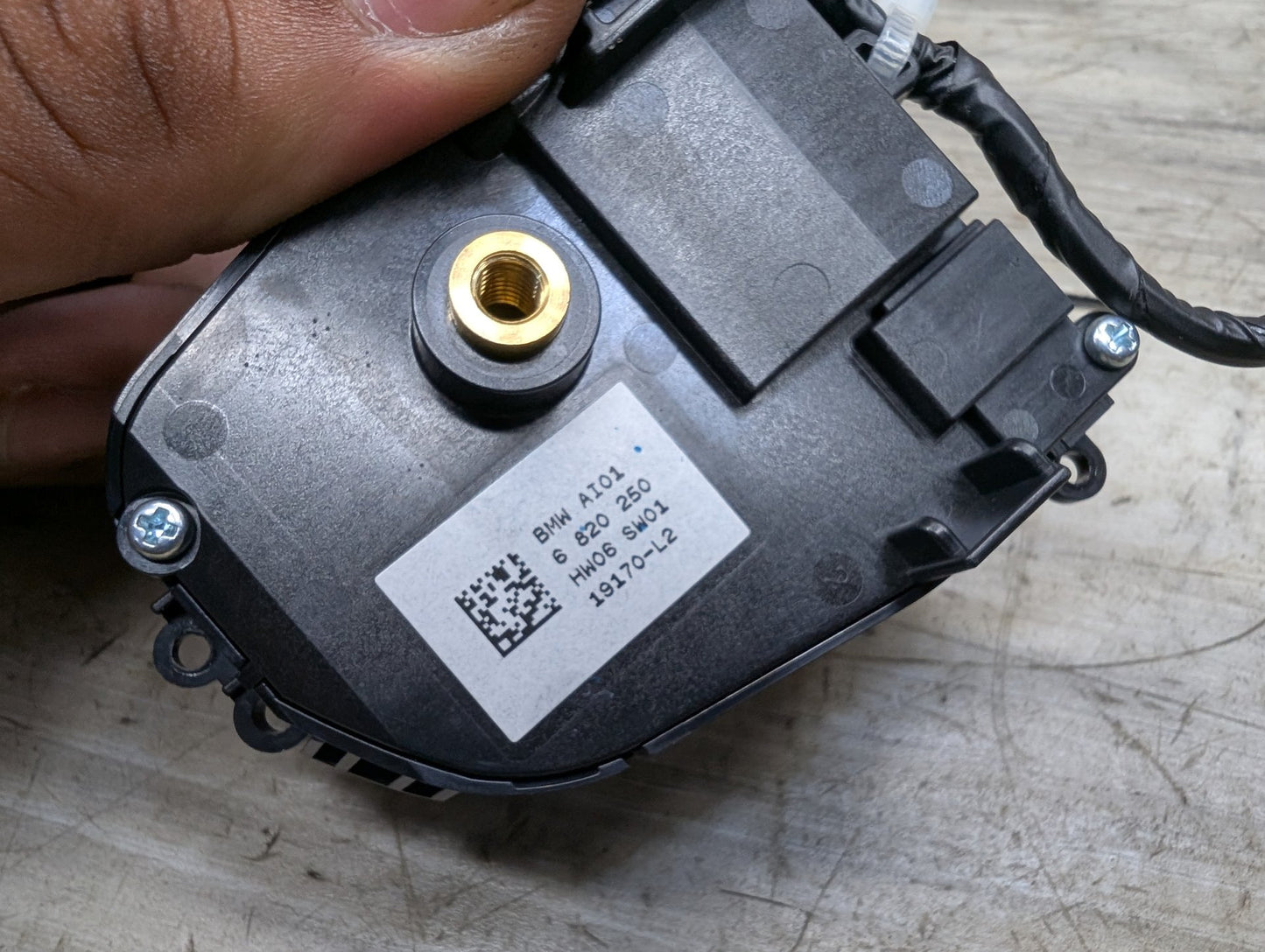 2018 - 2024 BMW X3 G01 Steering Wheel Switch Buttons 6820250 B46B20O1