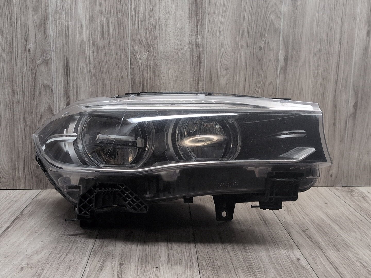 16-19 OEM BMW F15 F16 F85 X5 X6 X5M Passenger Adaptive LED Headlight w Modules