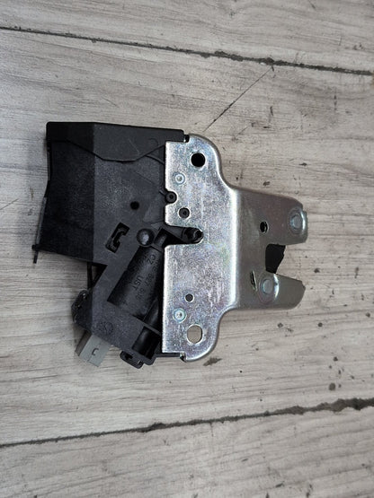 2010-2016 Audi S4 B8 Liftgate Trunk Lid Liftgate Lock Latch Actuator 4F5827505 OEM