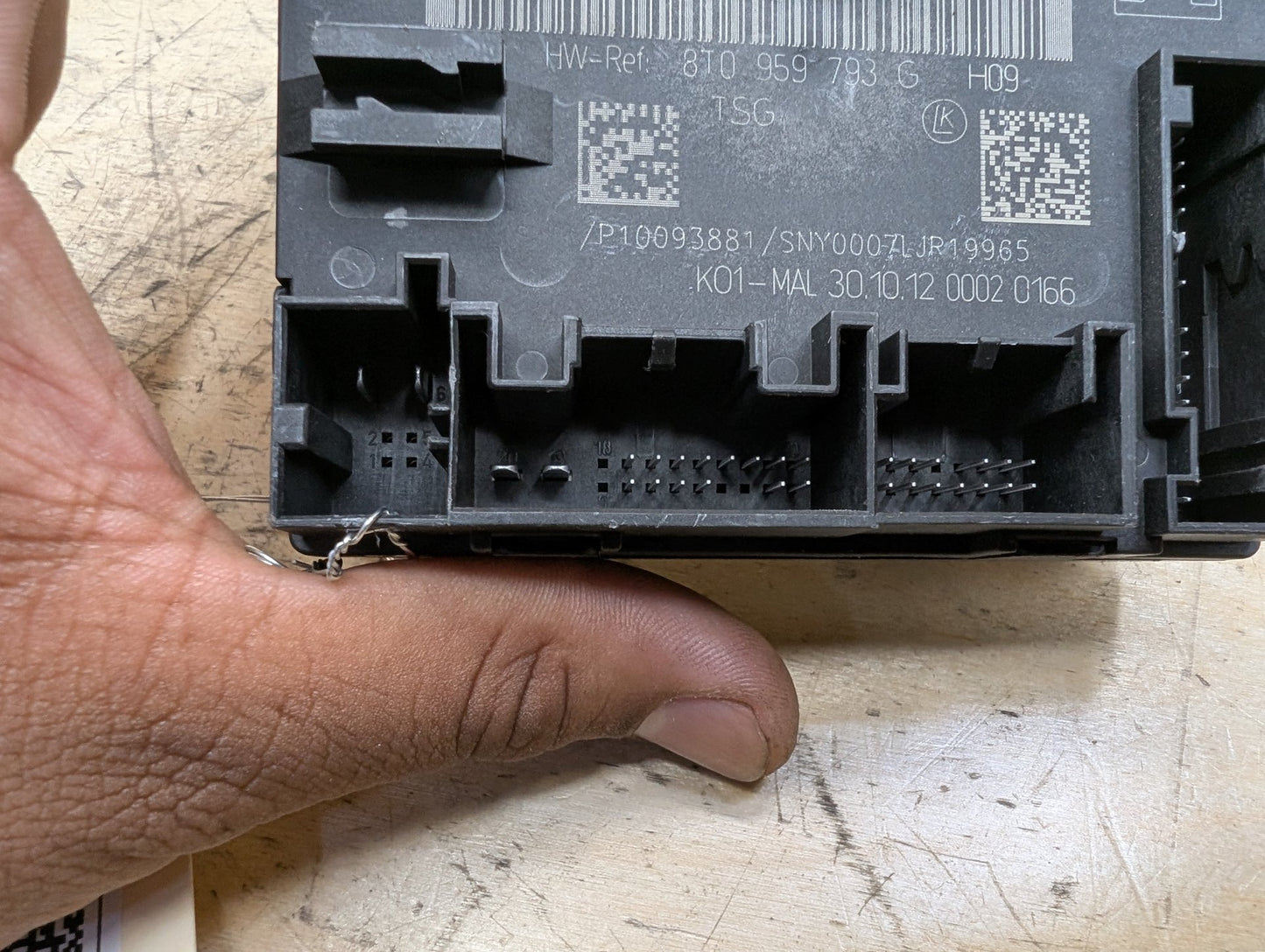 13-17 OEM AUDI A4 A5 S4 S5 Front Left Driver Door Locking Control Module