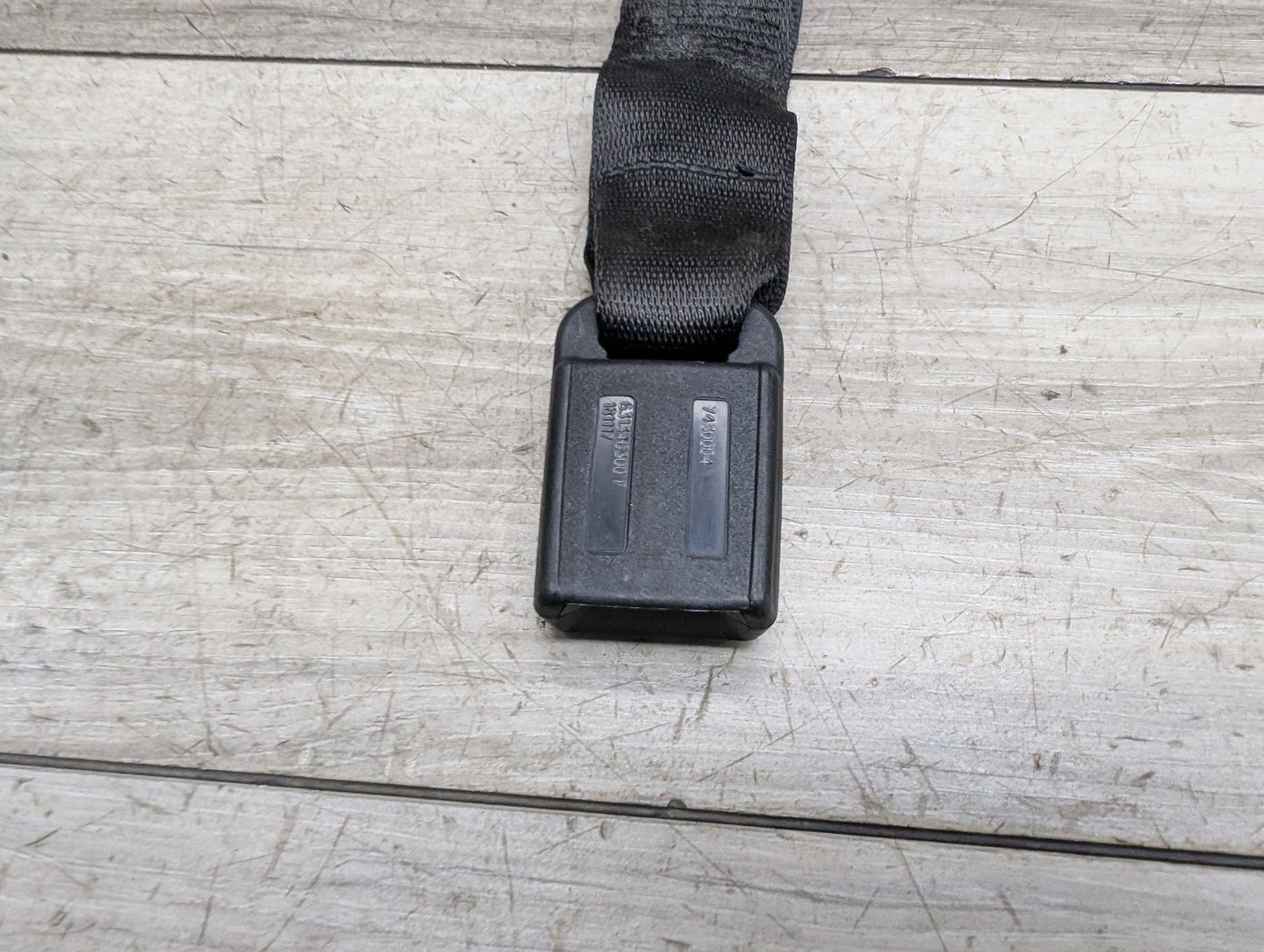 17-23 OEM BMW G30 530 F90 M5 Sedan Rear Left 2nd Row Center Seat Belt Buckle
