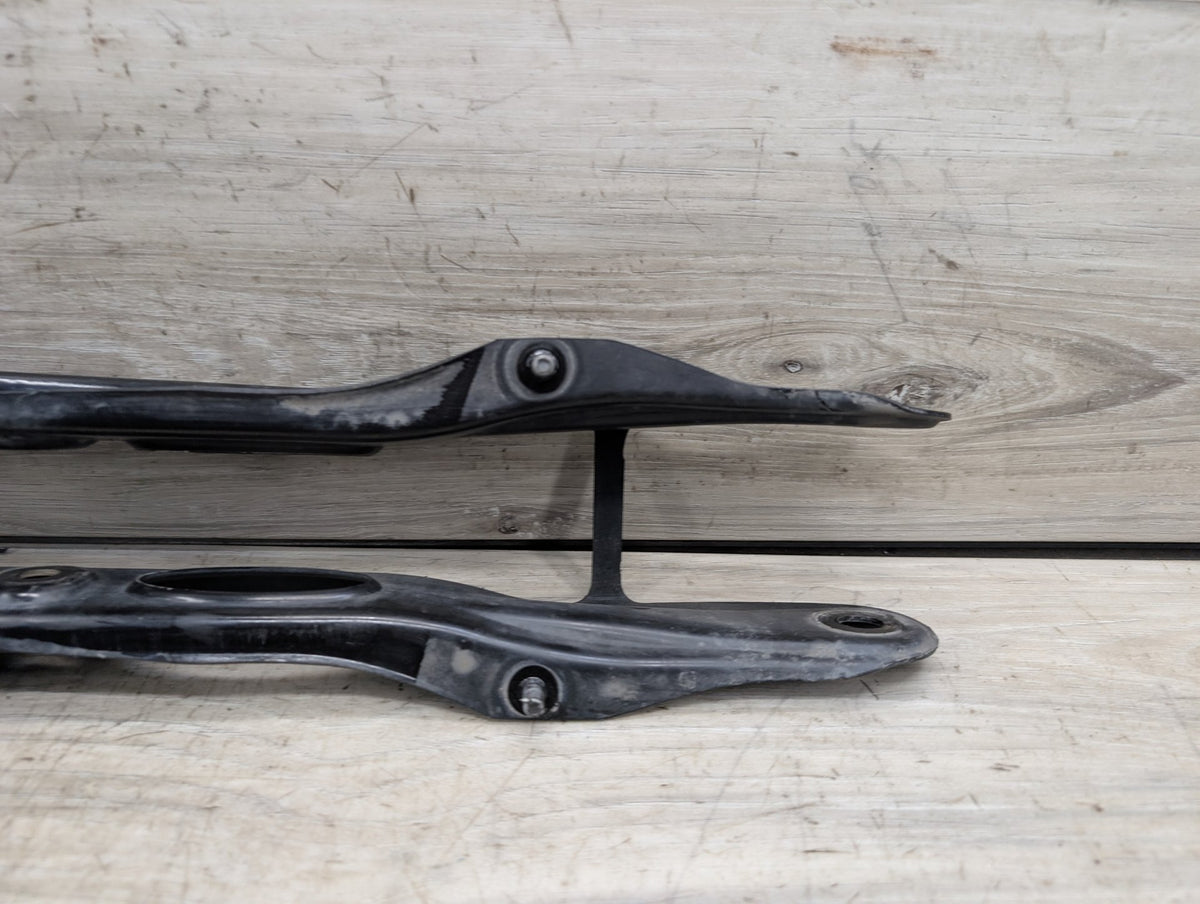 2016-2022 BMW 750Li G12 Rear Left Driver Control Arms SET 6861115
