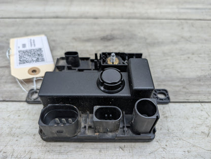 OEM BMW F10 F15 F22 F23 F30 F32 F33 F36 Integrated Power Supply Control Module