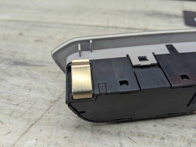 OEM BMW G20 G22 G23 G80 G82 G83 Control Panel Radio Media Buttons Control OYSTER