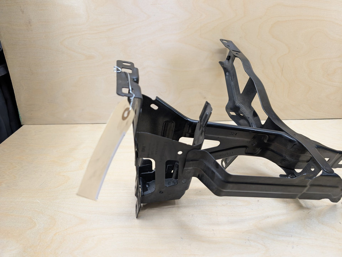 2018-2024 BMW X3 G01 Right Passenger Headlight Bracket 7400114 OEM