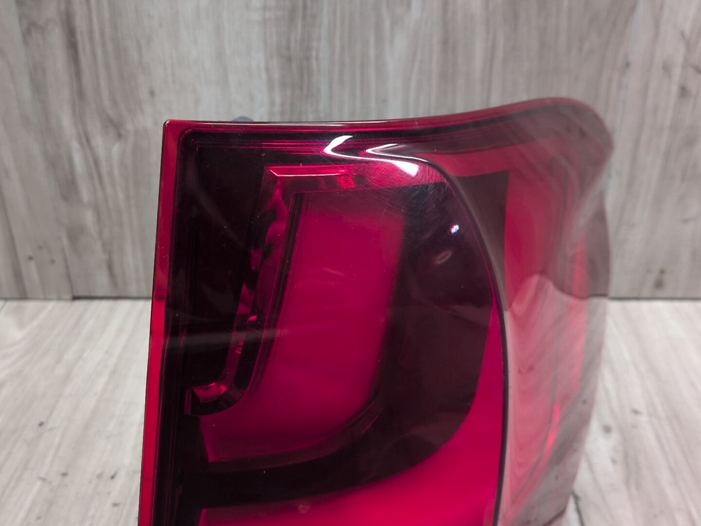 14-18 BMW OEM F15 F85 X5 X5M Rear Right Passenger Side Outer Stop Tail Light