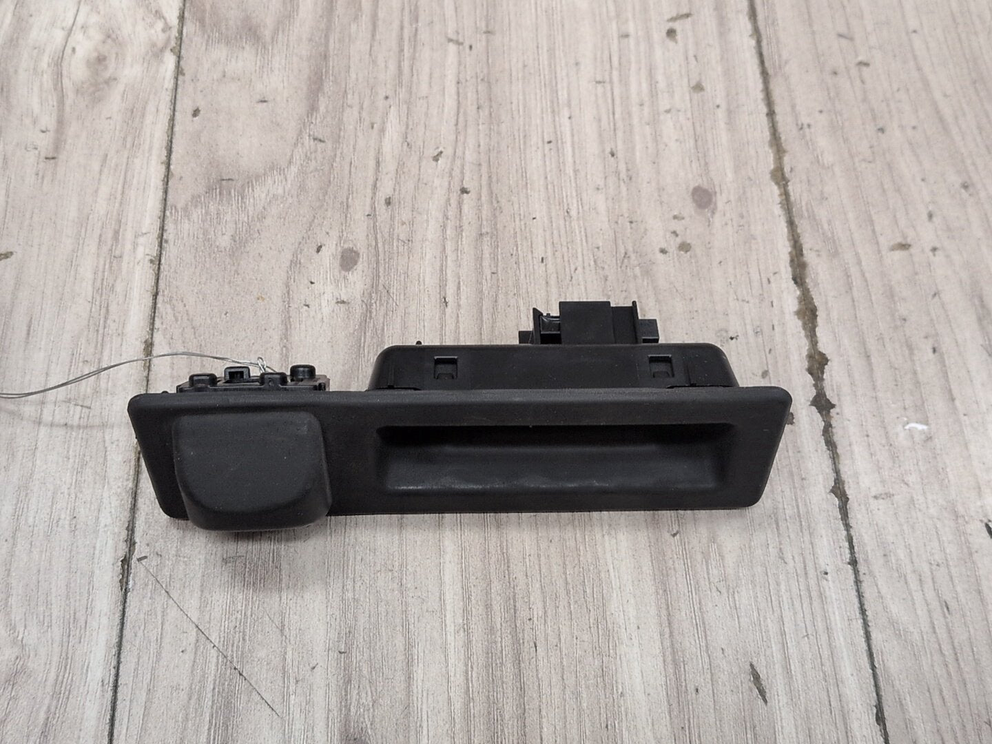OEM BMW F15 F22 F23 F87 F85 M2 Rear View Reverse Back Up Camera Cover Trim