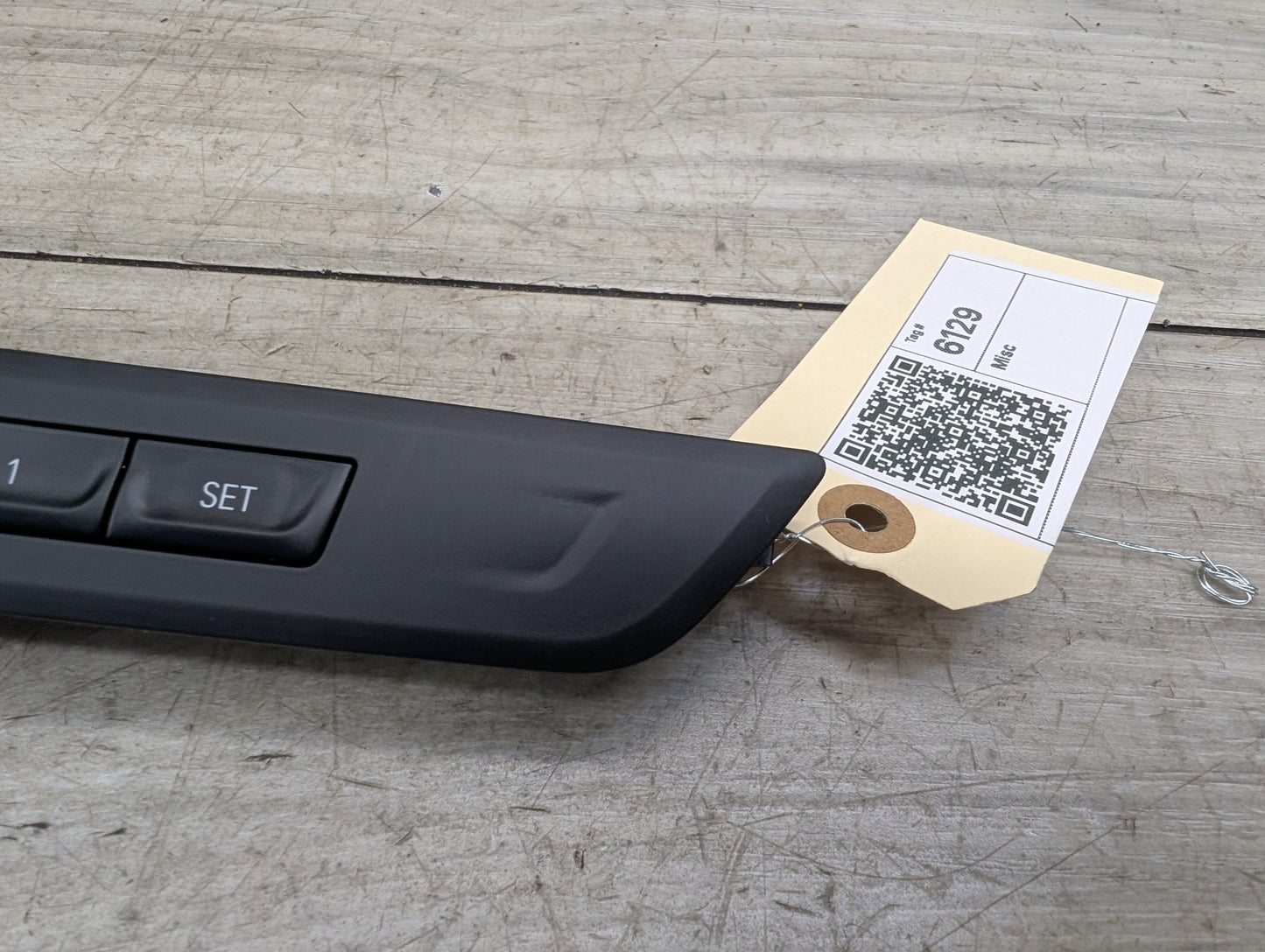 OEM BMW F90 M5 G30 530 540 M550 Front Right Passenger Seat Memory Switch Button