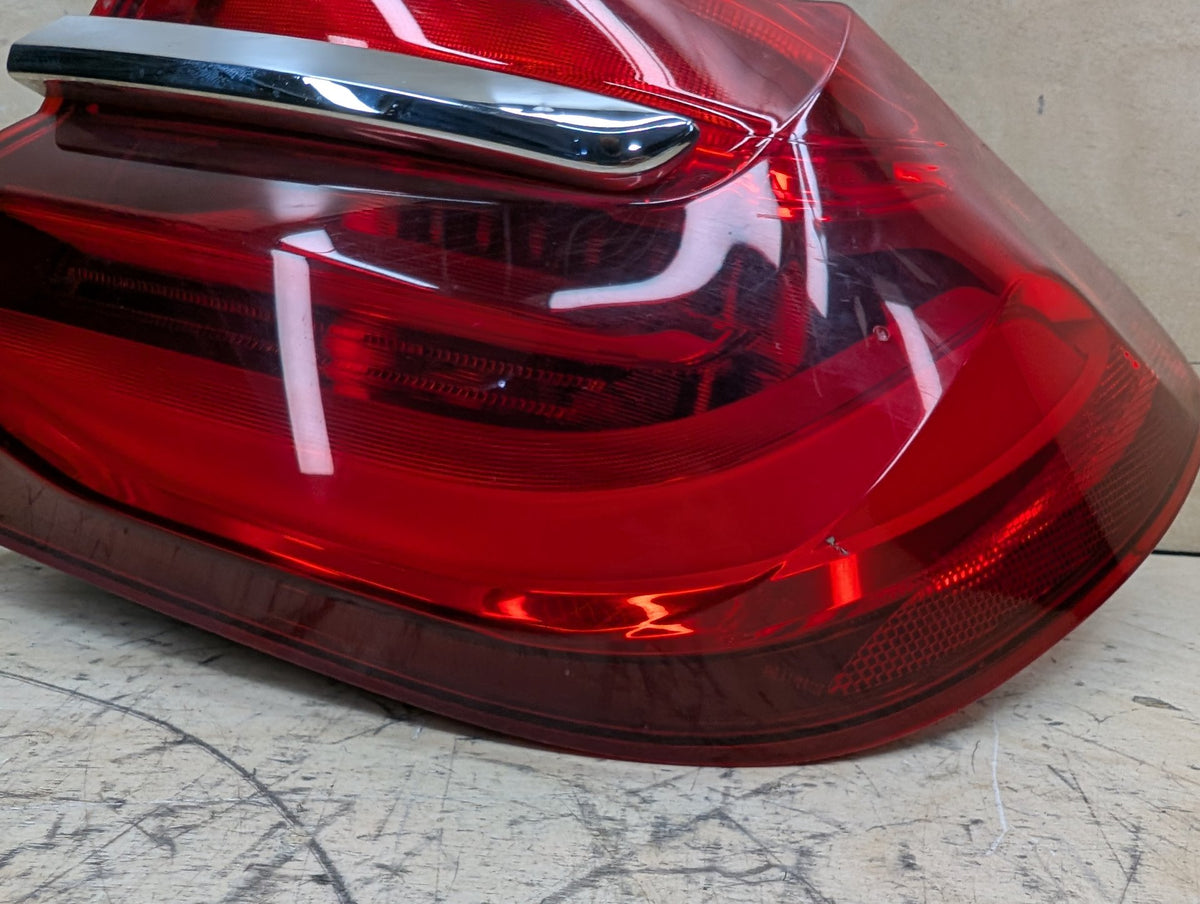 16-19 OEM BMW G11 G12 740 750 M760 B7 Rear Right Passenger Outer LED Tail Light