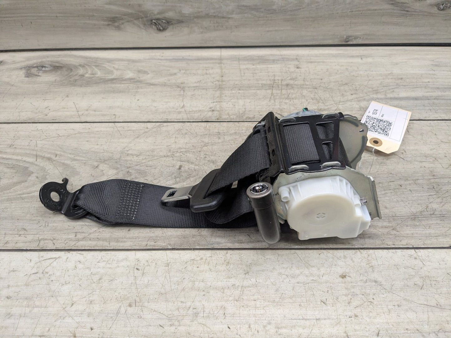 2018 - 2023 BMW X3 G01 Rear Left Driver Seatbelt Seat Belt Retractor 7497783 B58B30M0