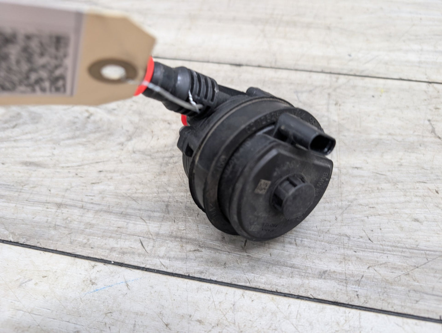 *OEM BMW G01 G05 G20 G22 G30 G42 G80 G82 G83 M3 M4 Engine Auxiliary Water Pump