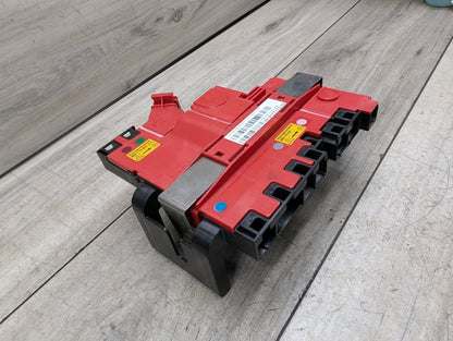 2011-2016 BMW 535i F10 Rear Battery B+ Terminal Junction Point Relay Fuse Box 9177773