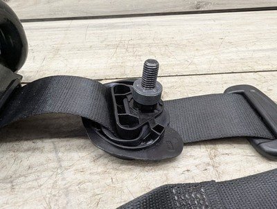 19-25 OEM BMW F95 G05 X5 X5M REAR Right Passenger 2nd Row Seat Belt Retractor